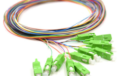 12X PIGTAIL SC/APC SM G657A2 GOLD zestaw 12x 2m