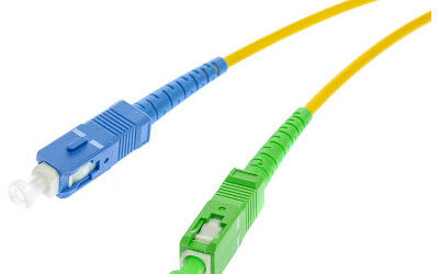PATCHCORD ŚWIATŁOWODOWY SM SC/UPC-SC/APC SIMPLEX 2m