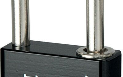 Kłódka z szyfrem długa Master Lock 7640EURDBLKLH