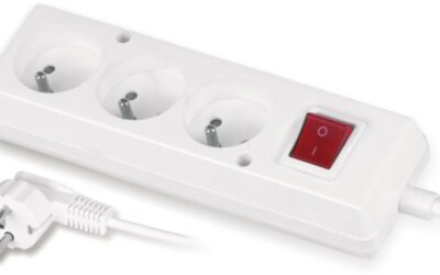 Przedłużacz z trzykrotnym gniazdem z wyłącznikiem 3x2p+Z 10A 3m biały