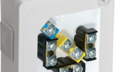 Puszka natynkowa z zaciskami 6 wlotów VIPLAST VP-22 BIAŁA IP55 86x86x40mm 022-51