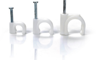 UCHWYT Z GWOŹDZIEM DO PRZEWODÓW OKRĄGŁYCH FLOP-O3 (100szt.)