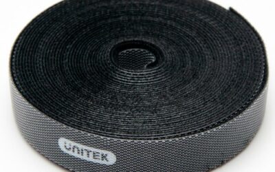 Organizer do kabli Unitek OT142BK rzep czarny 5m